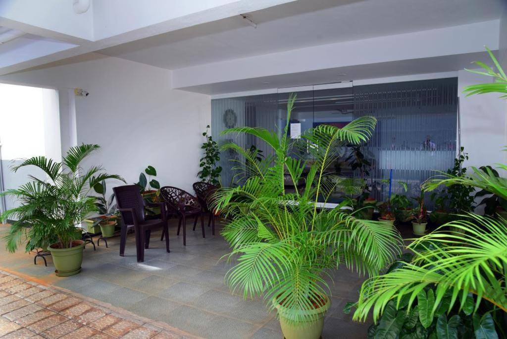 Manipal Atalia Service Apartments Ngoại thất bức ảnh