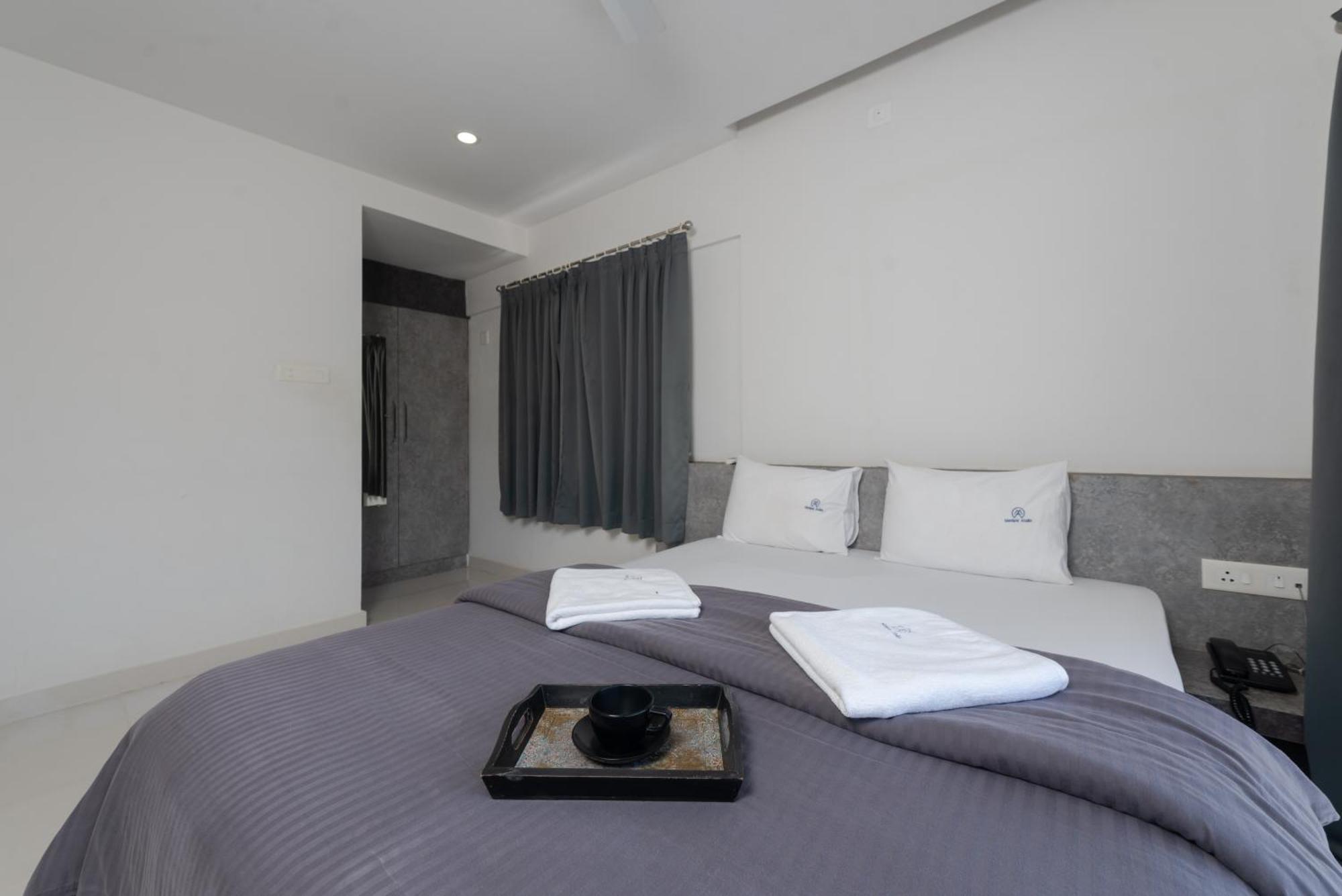 Manipal Atalia Service Apartments Ngoại thất bức ảnh