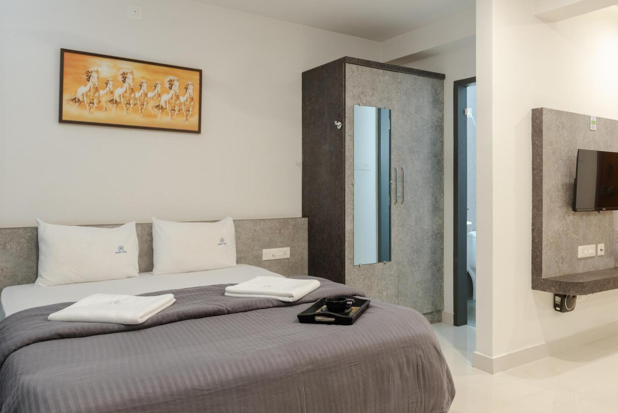 Manipal Atalia Service Apartments Ngoại thất bức ảnh